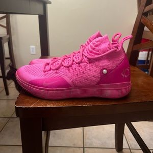 KD aunt pearls worn once size 11